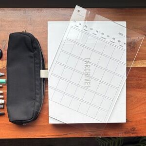 Cloth & Paper Misc Lot